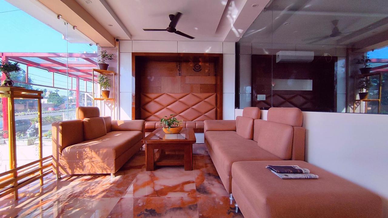 Spring Sky Haridwar By Shrigo Hotels エクステリア 写真