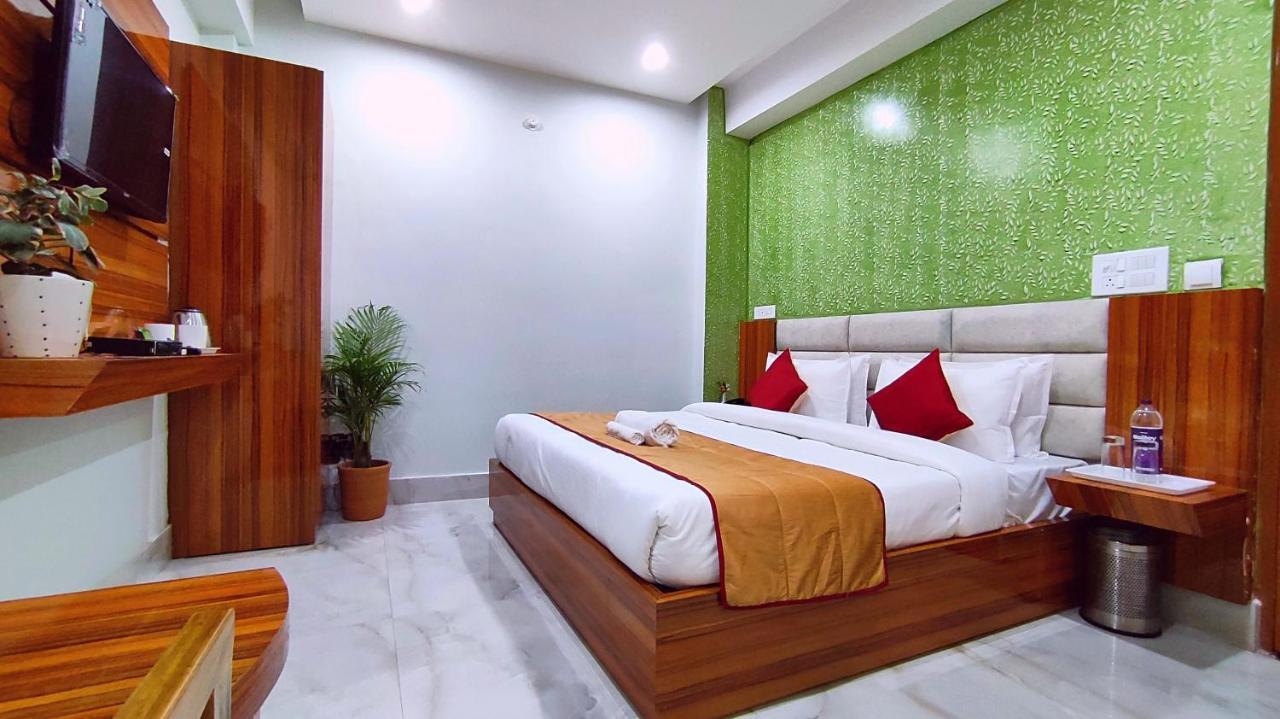 Spring Sky Haridwar By Shrigo Hotels エクステリア 写真